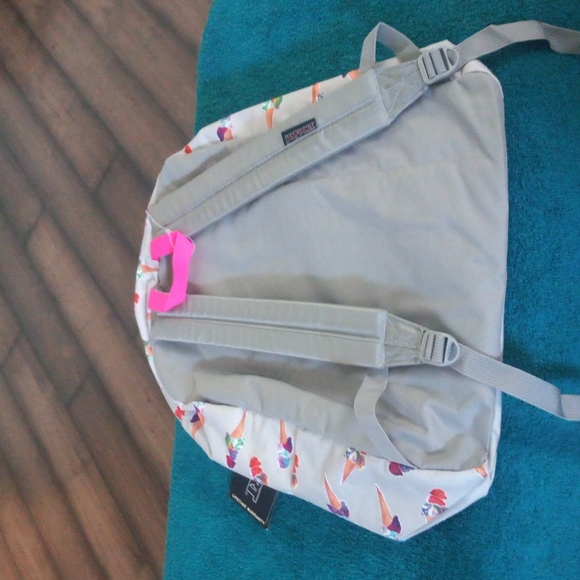 Jansport "cones & scopes" Backpack - Picture 2 of 3